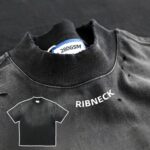 Acid washed t shirt collar detail
