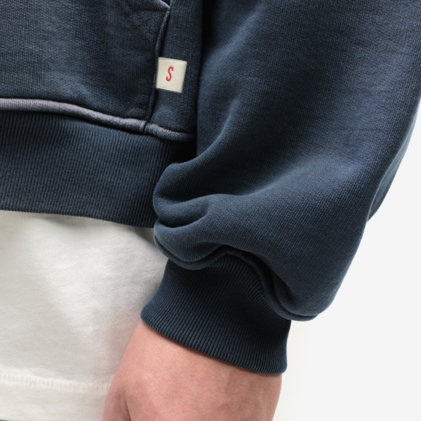 Heavyweight hoodie cuff detail